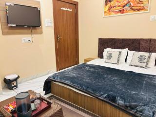 Jhankar home stay - 2