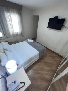 Downtown Living Flat - 8