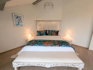 Luxurious Villa with Pool - 3