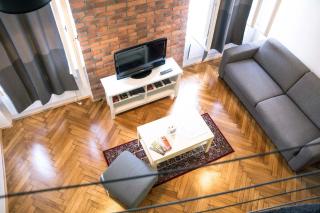 Central Square Apartment - 0