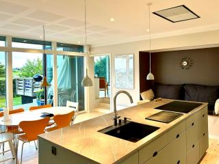 Architect-Designed House With Sea Views - 6