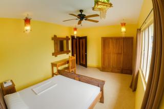 3 Bedroom Property in the Heart of Coron - 5