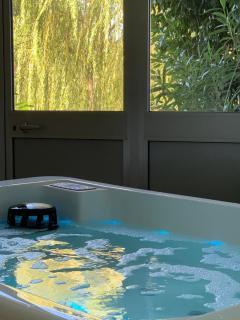 B&B Beauty House - 7