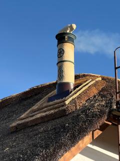 Thatch Guesthouse with Banya & Jacuzzi, Near Beach - 1