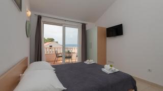 Studio Apartman Erstic 6 - Baska Voda by Villas Guide - 4