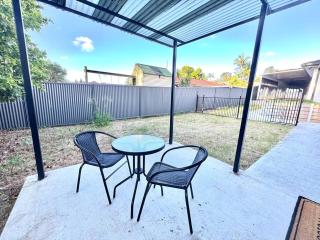 Spacious Belmont Granny Flat Easy Access to CBD & Bayside - 7