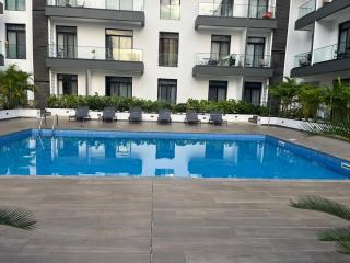 Embassy Gardens Apartment - 7