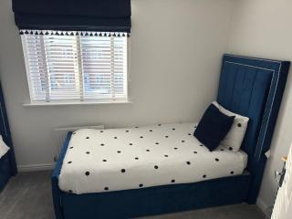 2 bedroom Modern House - 6