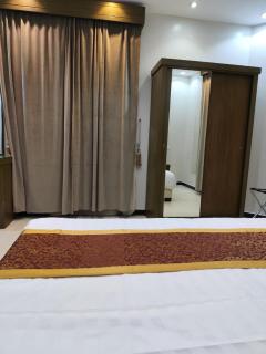 شقق همسات المخدومة - 1