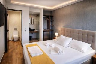 Villa Park Luxury Rooms - 8