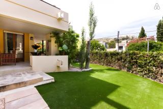 Cadernera - Beautiful Garden - 0