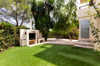 Cadernera - Beautiful Garden - 4