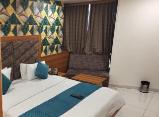 Hotel Silver Inn, Ahmedabad - 3