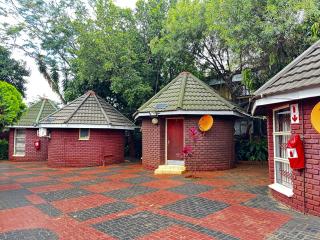 Vhueni Village Lodge - 0