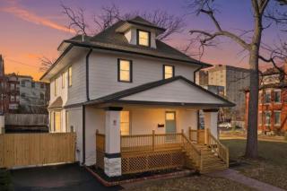 New Modern Updated Secure and Private Home - 9