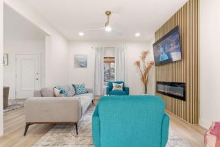 New Modern Updated Secure and Private Home - 3