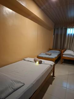 Queenbee's Place - 3