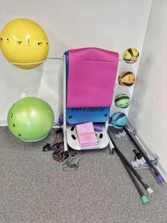 Cozy Greenwood Canopy - 2