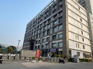 Spacious 1BHK for 6 Guests King Sofa Beds Zirakpur,Chandigarh,Mohali,Tricity - 1