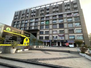 Spacious 1BHK for 6 Guests King Sofa Beds Zirakpur,Chandigarh,Mohali,Tricity - 2