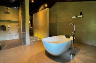 AI Villa Cisarua - 2