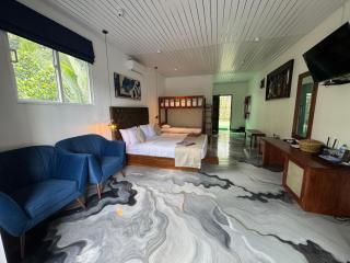 River Splendour Home Stay - 8