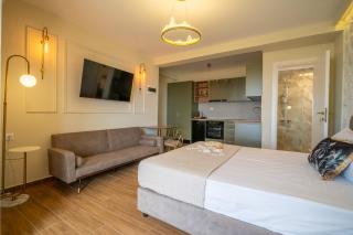 Aurora Suites, By IdealStay Experience - 2