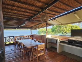 The lake house retreat - 4