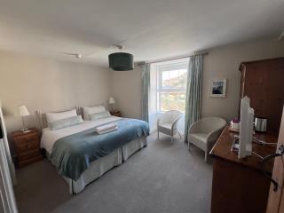 Bay View Guest House - Beer - 9