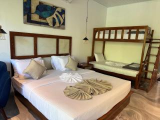 River Splendour Home Stay - 8