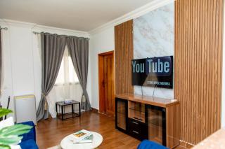 Appartement moderne au Warf, avec piscine , wifi - 1