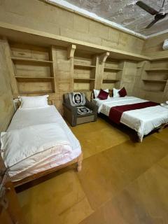 Hotel Love Jaisalmer - 1