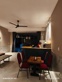 Long Homestay Xuyên Á - Hotels - 1