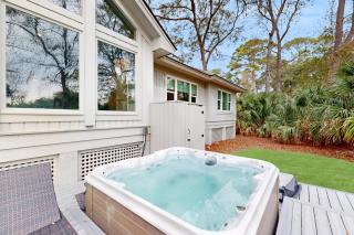 Magnolia Crescent 3 - 8