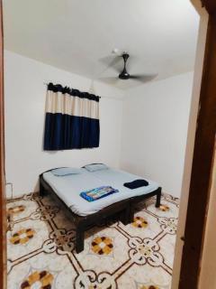 Blue Waves Guest House - 5