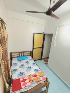 Blue Waves Guest House - 6