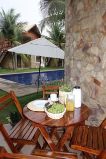 Chalé em Condomínio com - 4