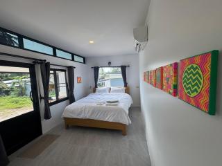 Srithanu Abstract - 8