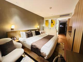 RBR LUX Novotel Manila Hotel Residences Acqua - 0