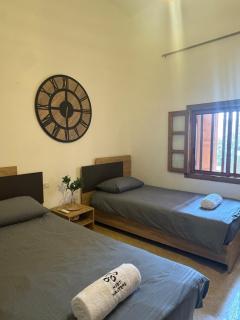 Two bedroom in Batroun Souq steps to Phoenician wall - 4