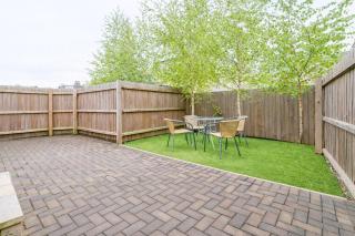 Stylish Cambridge Apartment with Garden - 8