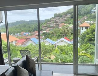 CHIC CONDO - Cozy studio with mountain and sea views - 4