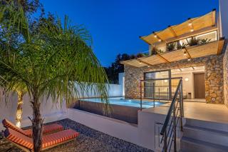 Avaton Boutique Suites - 6