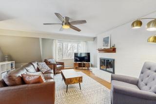 Kingswood Mountainside Retreat - 8