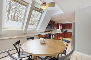 Kingswood Mountainside Retreat - 2