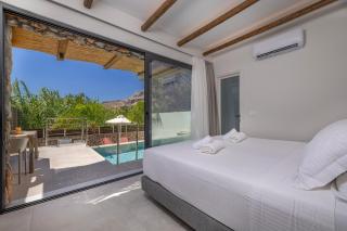 Avaton Boutique Suites - 3