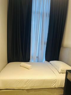 Supper Suite By Axon Residence - 1