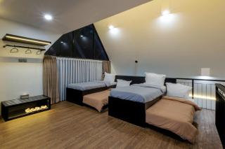 Northpine Cottages - 1