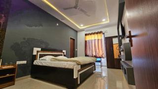 THE POPULAR RESDINCY & RESTAURANt - 4