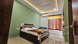 THE POPULAR RESDINCY & RESTAURANt - 3